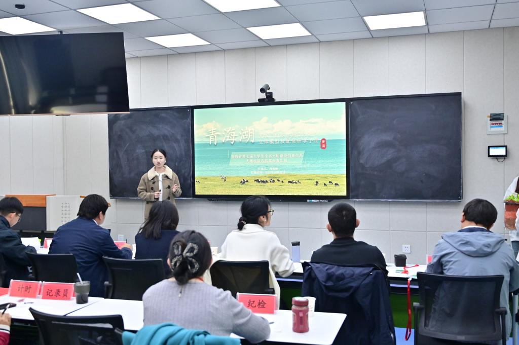 DSC_0048(1).jpg DSC_0048(1).jpg