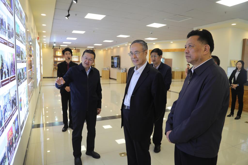 212A8339.JPG 212A8339.JPG