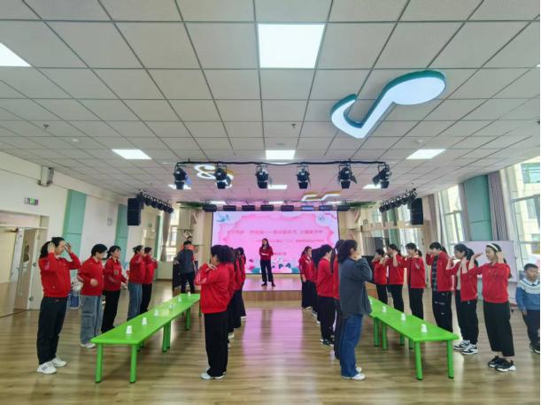 三八活动1.jpg 三八活动1.jpg